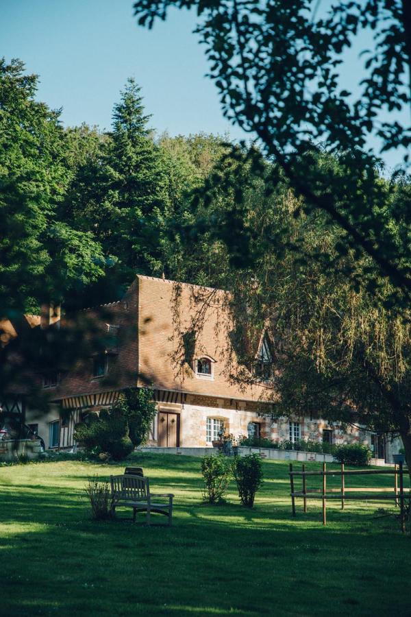 Le Prieure Des Fontaines Hotel Les Preaux Exterior foto