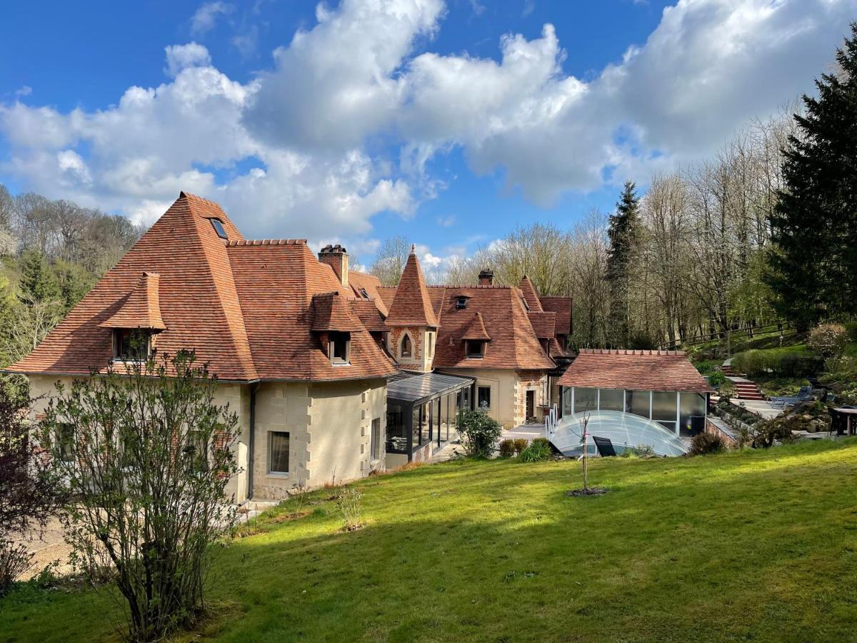 Le Prieure Des Fontaines Hotel Les Preaux Exterior foto